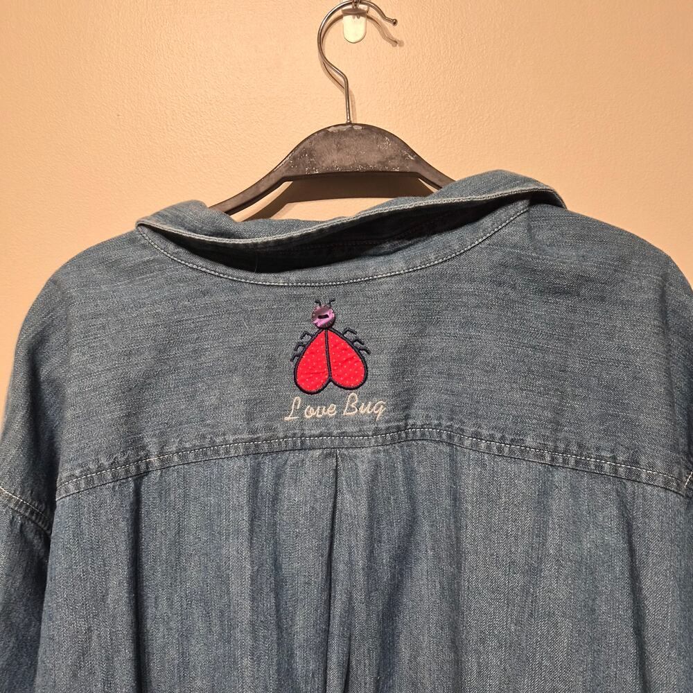 Liz & Me 100% Cotton 5X Denim Chambray Button Down Valentines Heart Love Bug - Picture 6 of 6